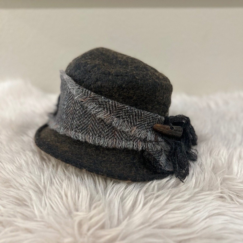 FabHatrix Wool Felt Fedora with Tweed Band - Edinburgh Boutique Find